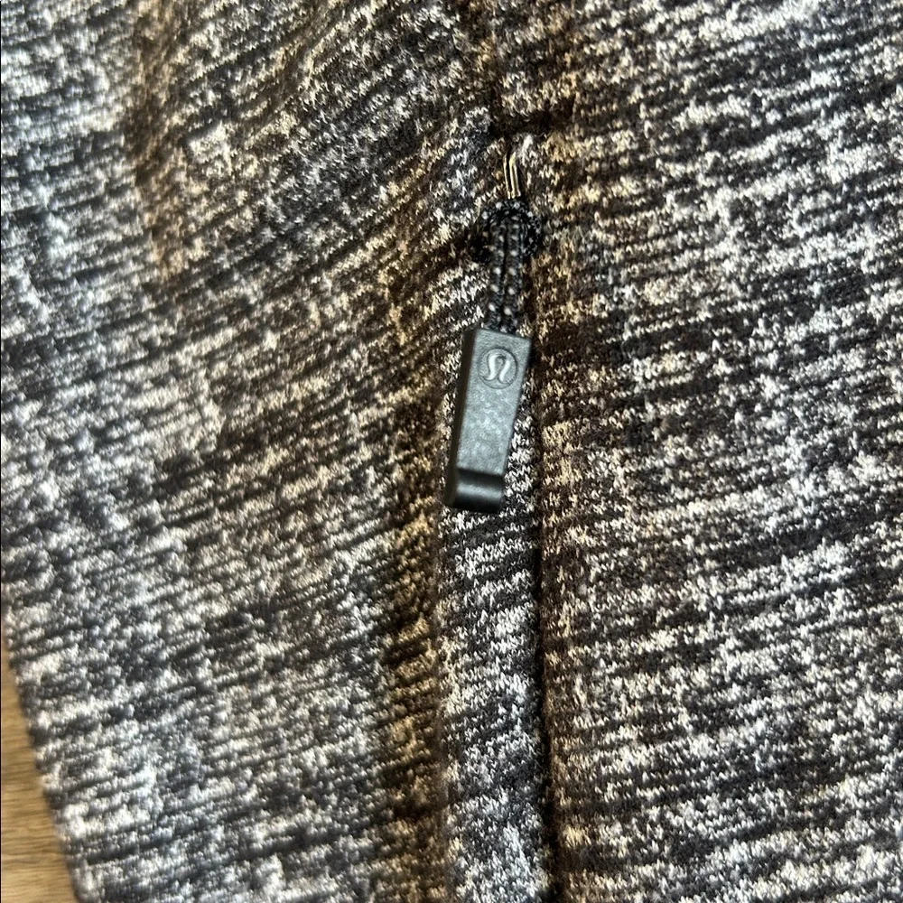 Lululemon Heathered Gray Hooded Full Zip Jacket Thumbholes Size L